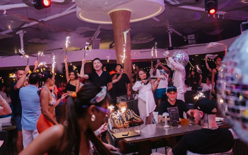 monsoon-party-dinging-people-celebrating-1